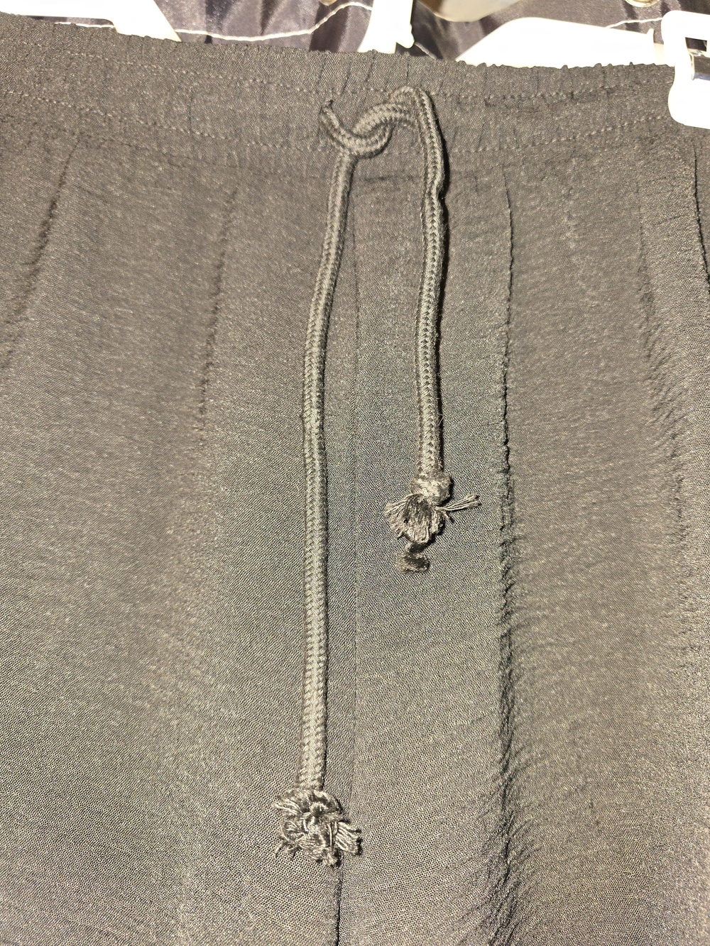 No Boundaries Black Wide-Leg Cargo Drawstring Pants - Picture 4 of 5